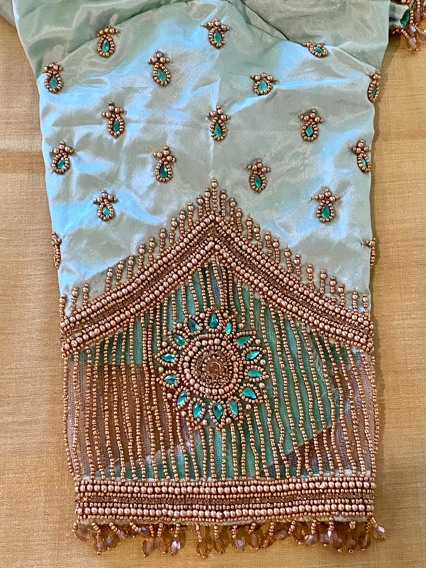 Maggam Aari work blouse |PrincessCut Non-Padded | Fits 38”- 44”