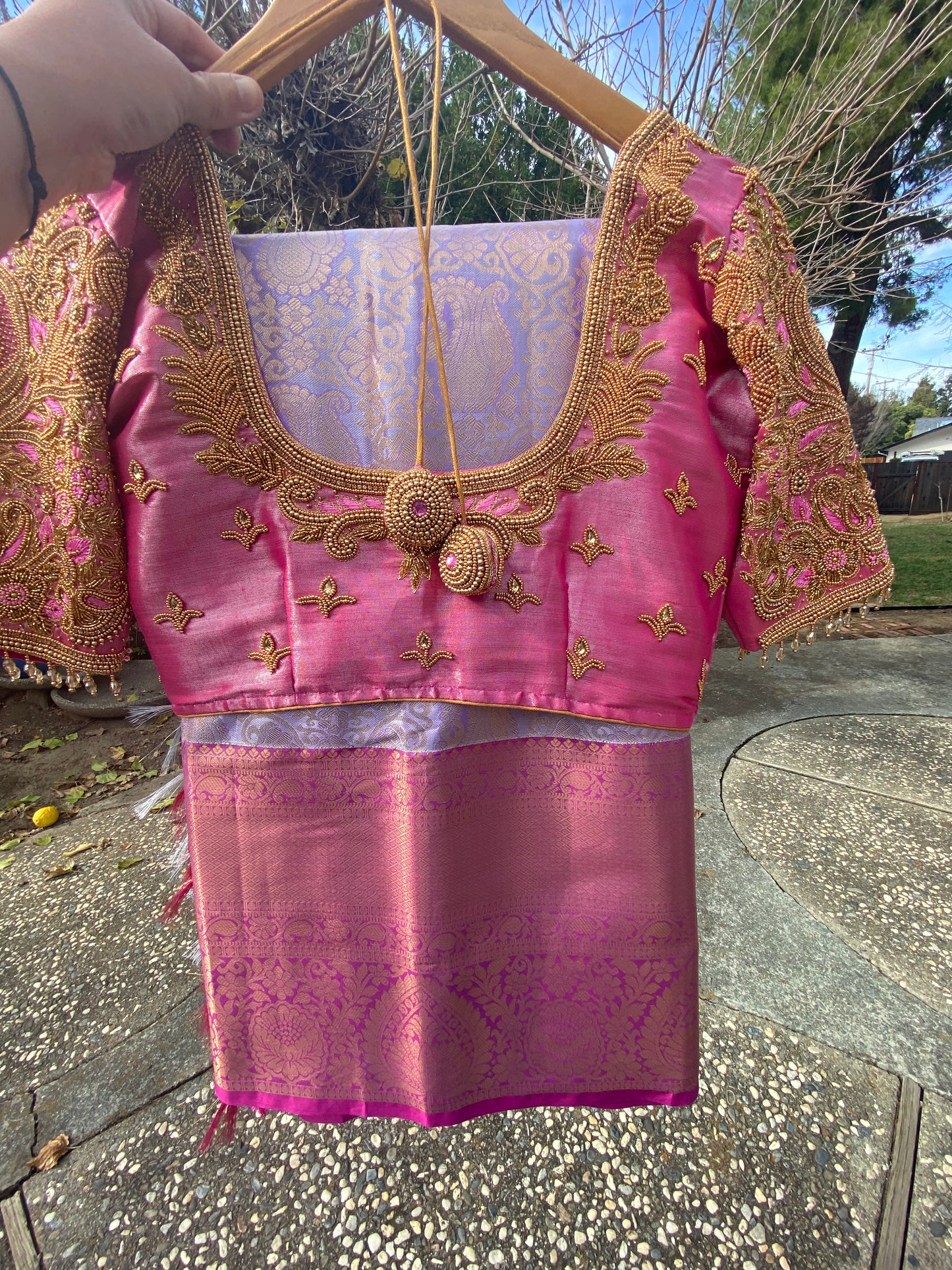 Pattu style Saree with Readymade Maggam Aari blouse|PrincessCut|Fits 38"-44”|Wedding Embroidered Blouse|Saree with stitched blouse Fall Pico