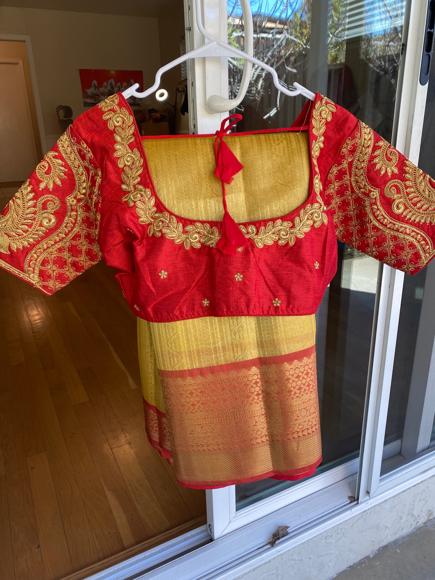 Tissue saree |Kanjivaram style| Saree with stitched Blouse and matching saree blouse|Padded fits bust 38"- 42"