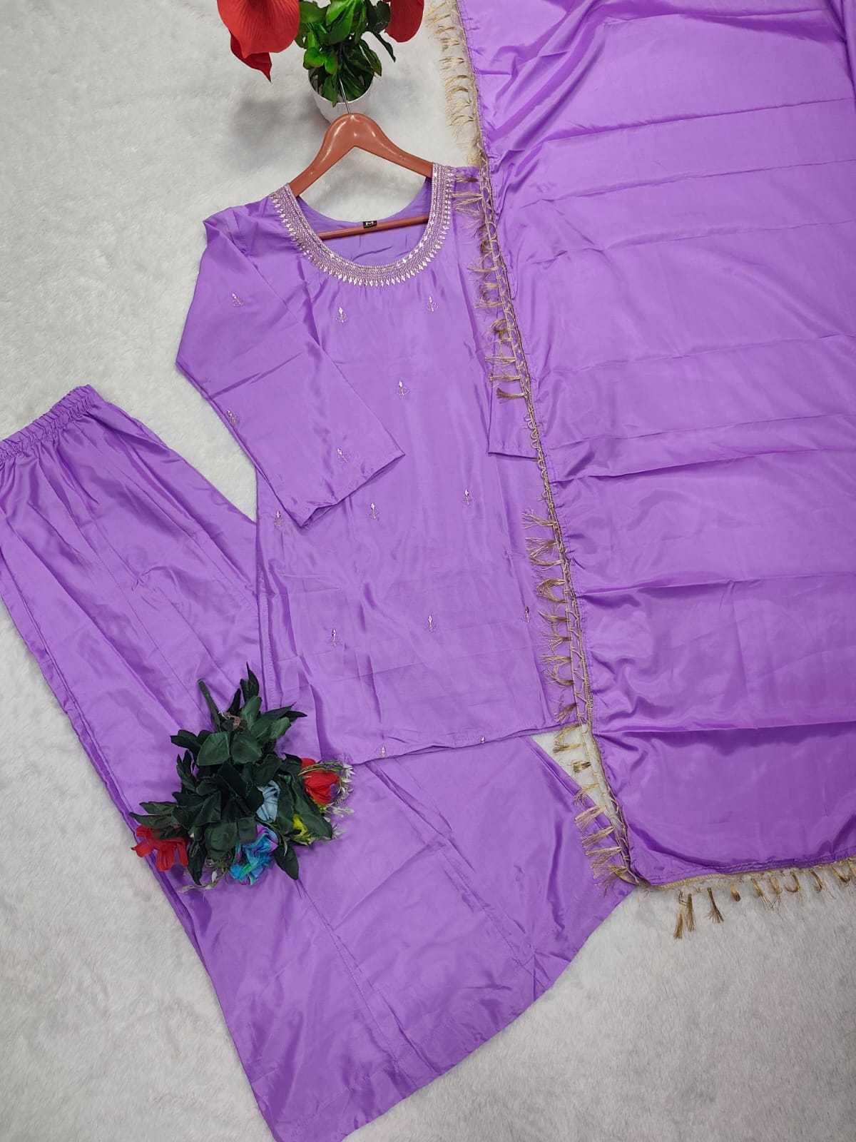 Avira Crepe Silk Embroidered Kurti