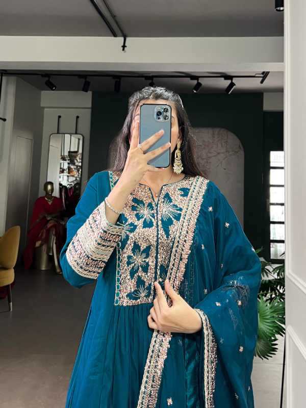 Heavy Roman Silk Embroidery Suit