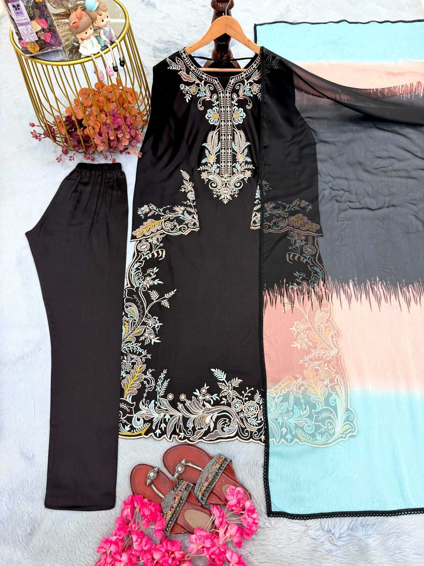 Embroidery Suit