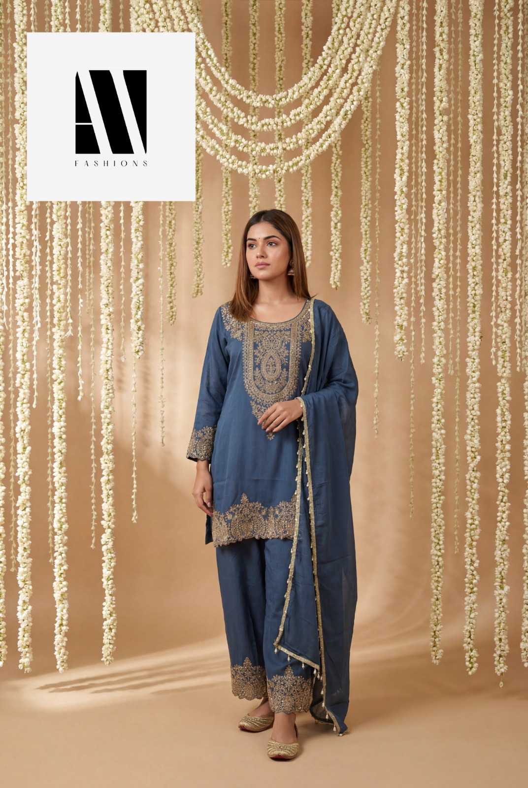 Ladies Suit