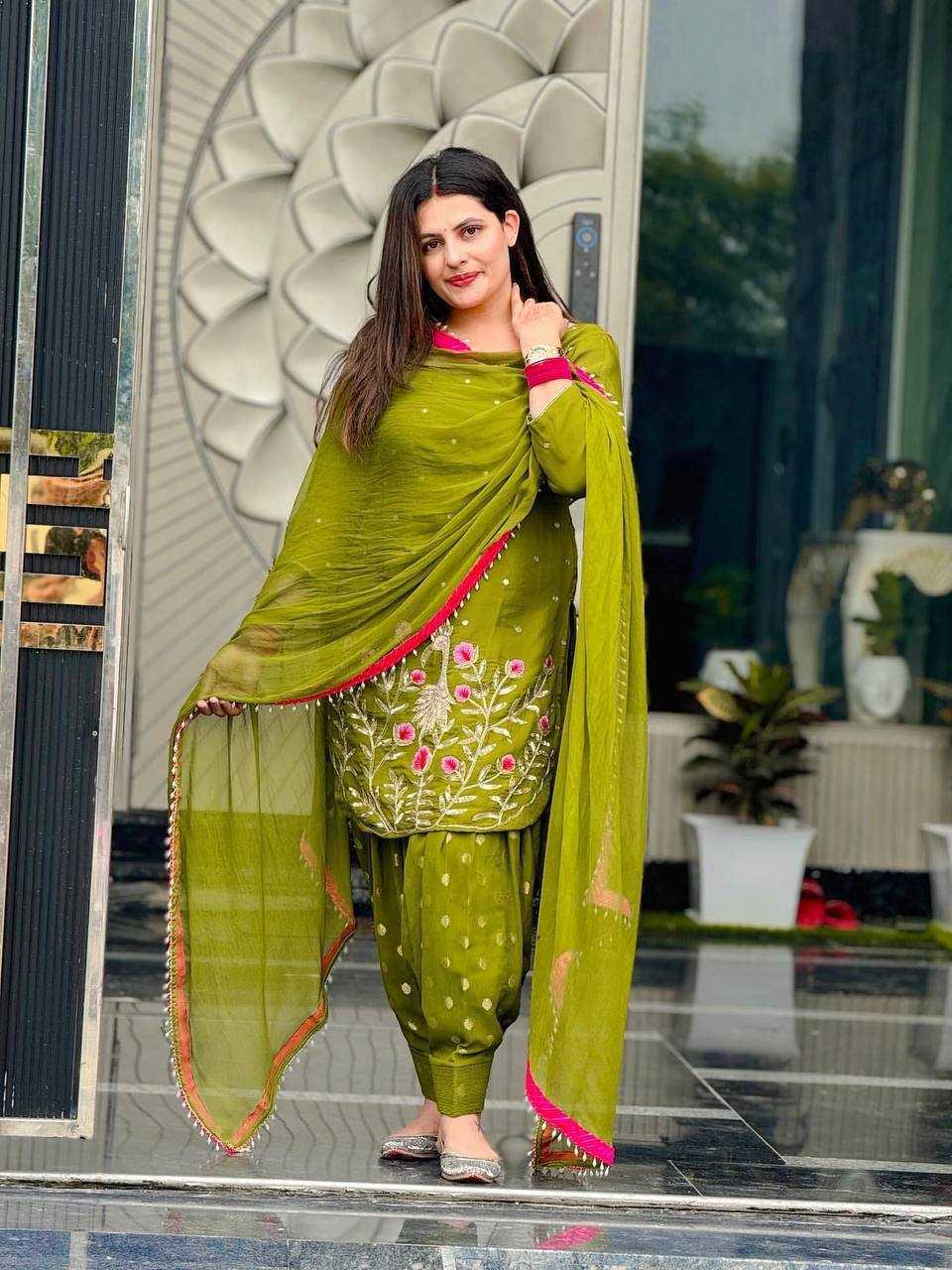Faux Georgette Embroidery Suit