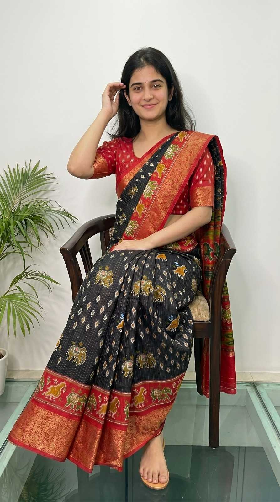 Dola Silk Saree in Mustred