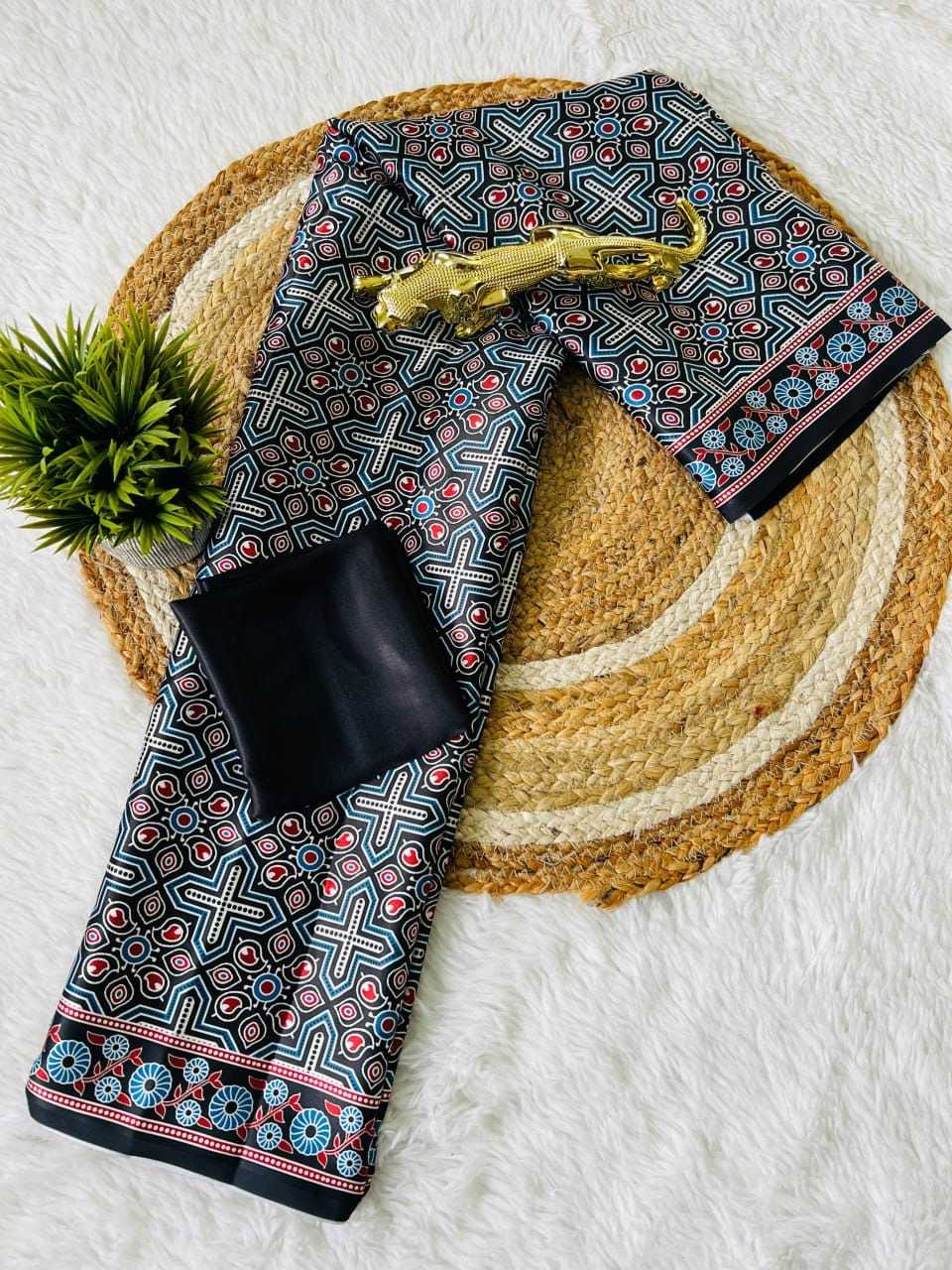 Japan Sartin Party Wear Silk Saree