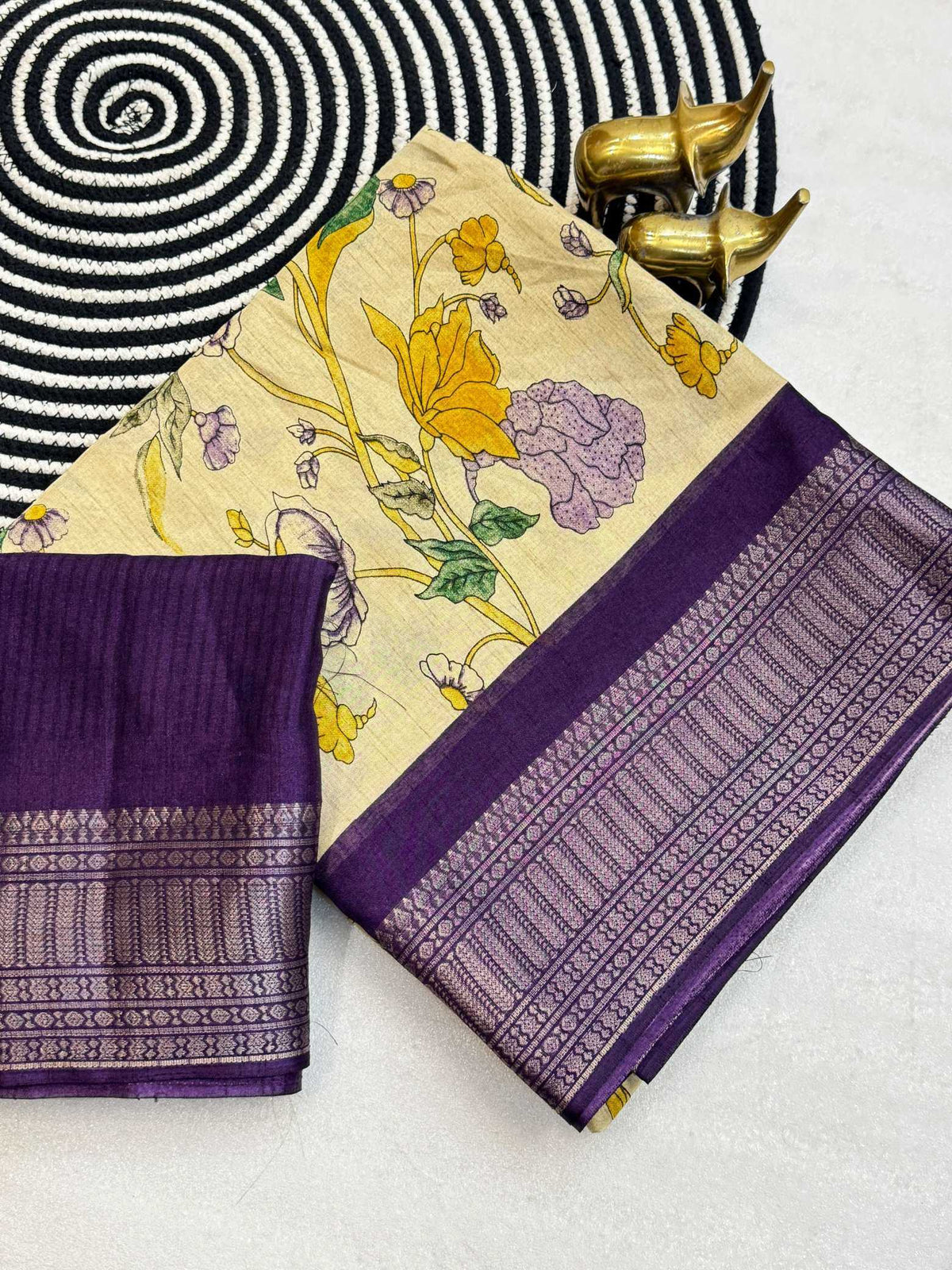 Diwar Dola Silk Saree