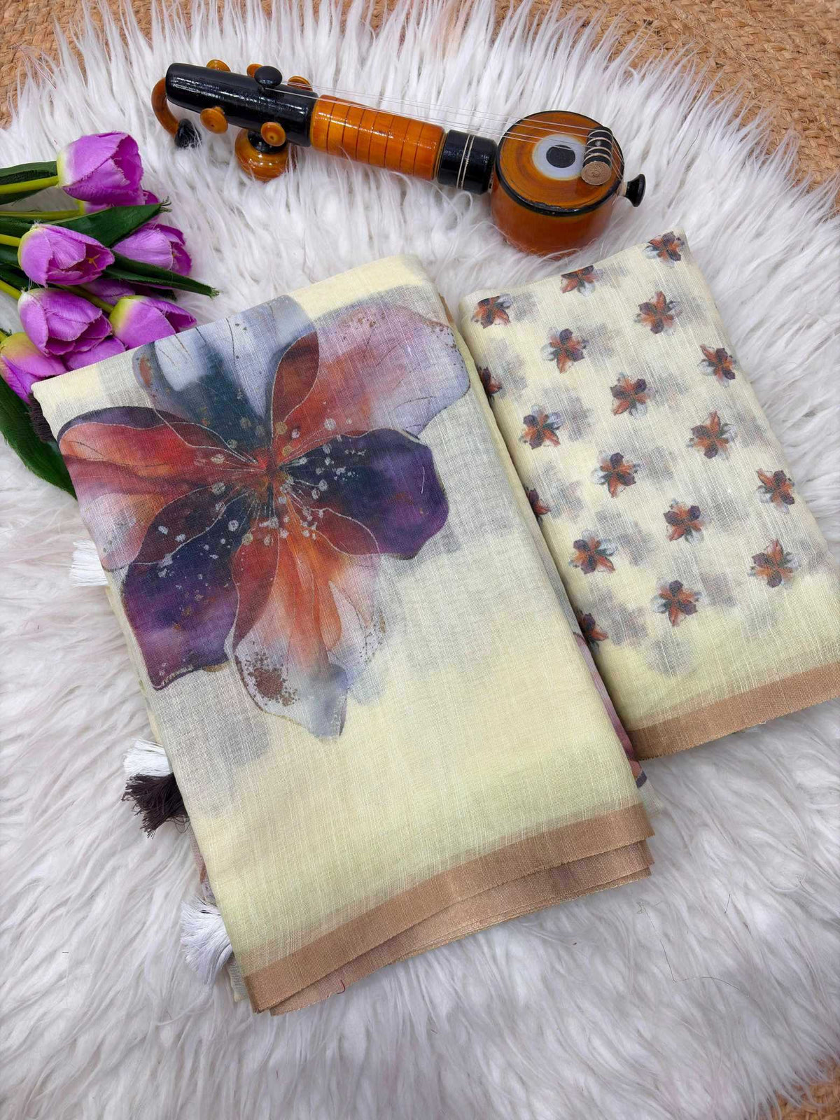 Anahita Linen Zari Border Saree