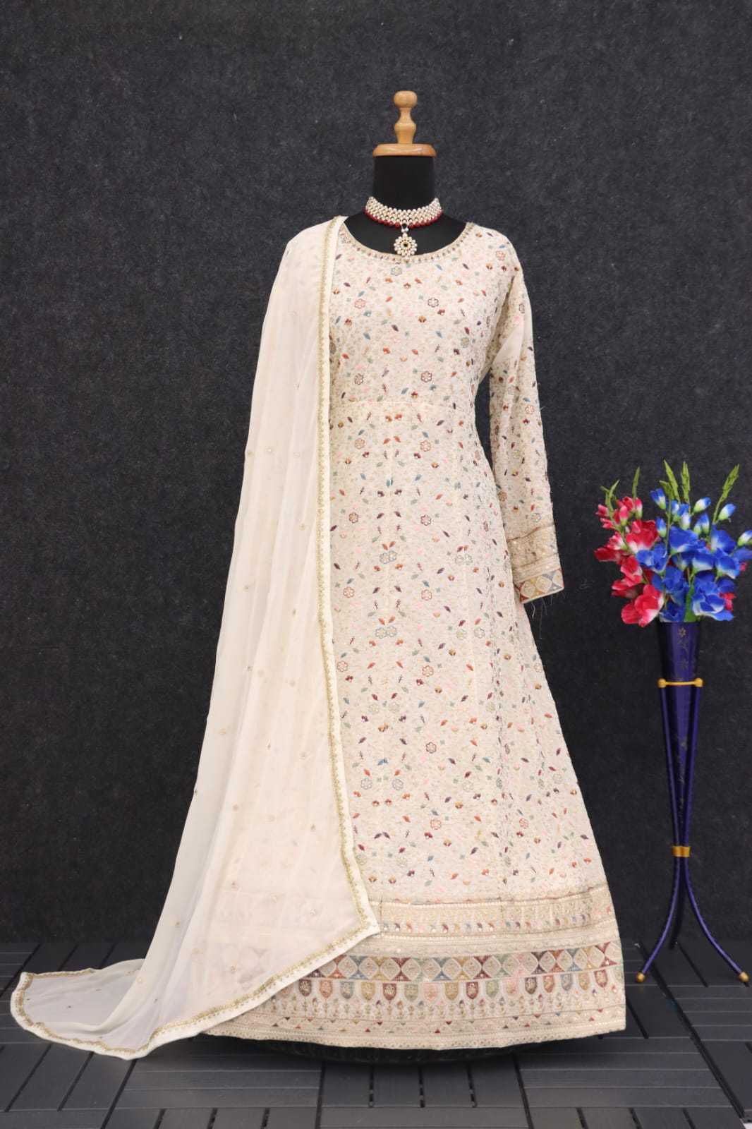 Embroidery Suit