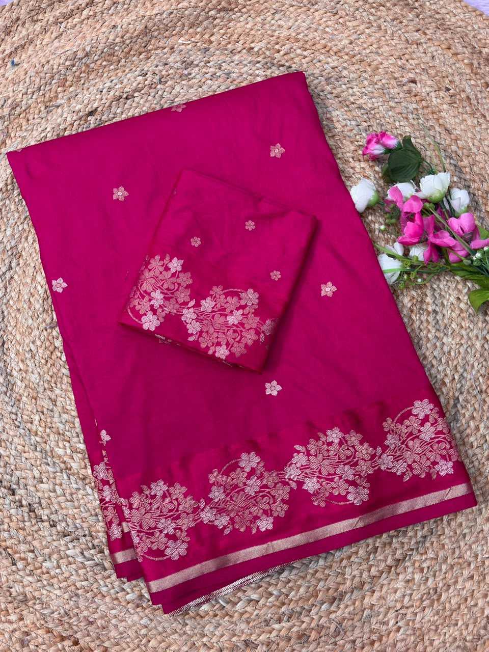 Aaradhya Dola Silk Saree