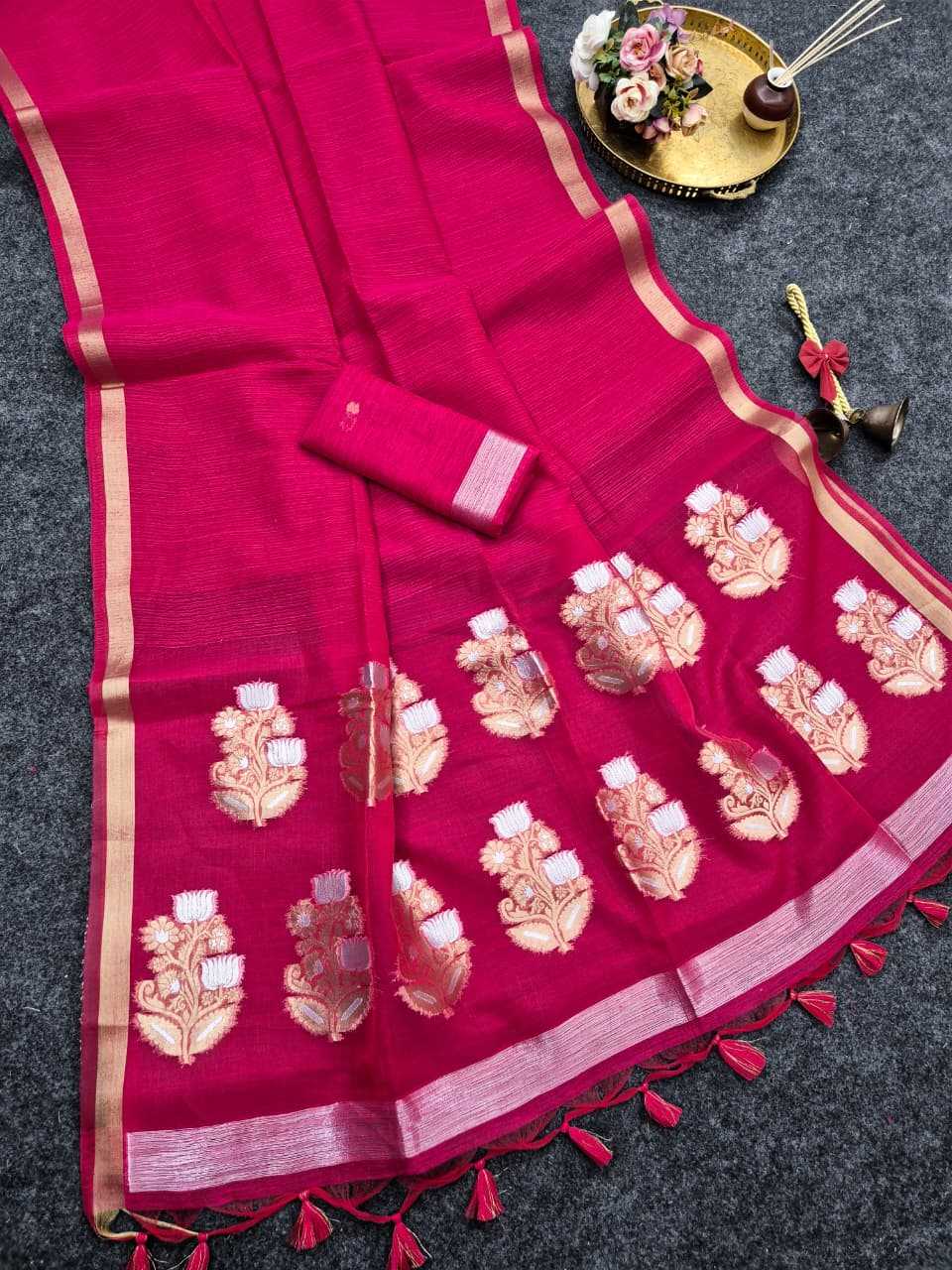 Mannat Soft Silk Saree