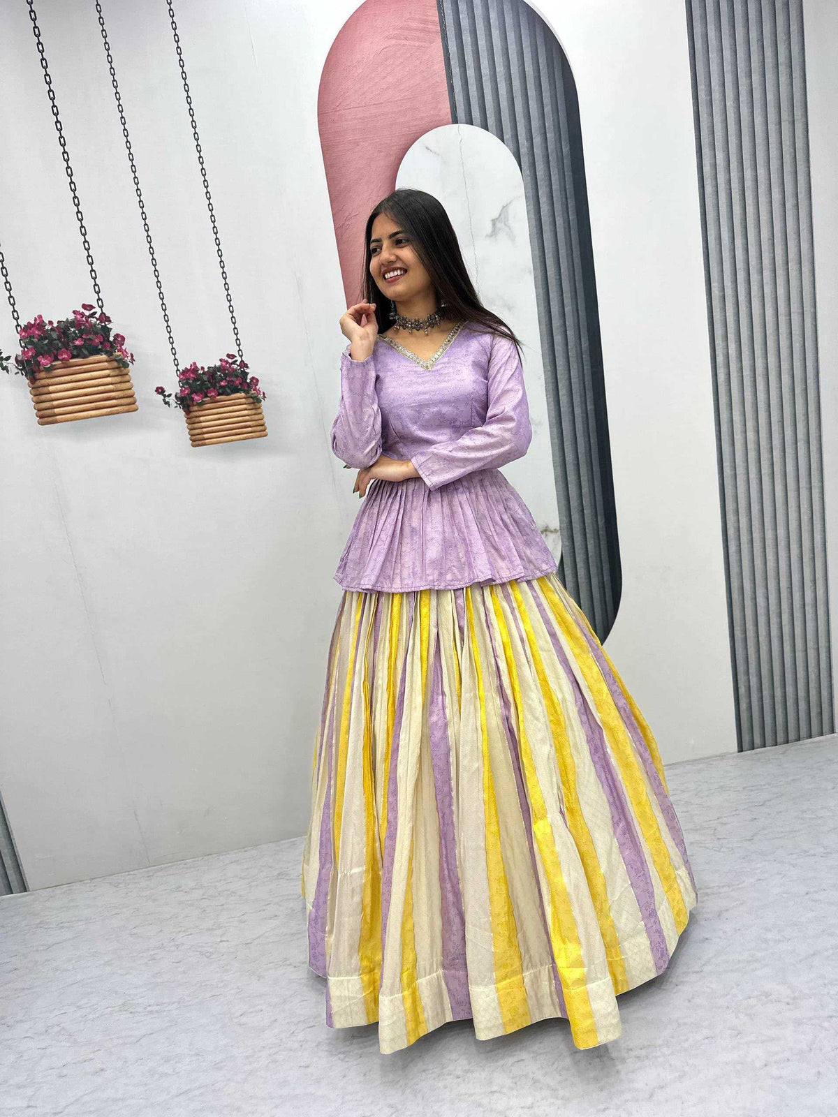 Jacquard Traditional Lehenga 573