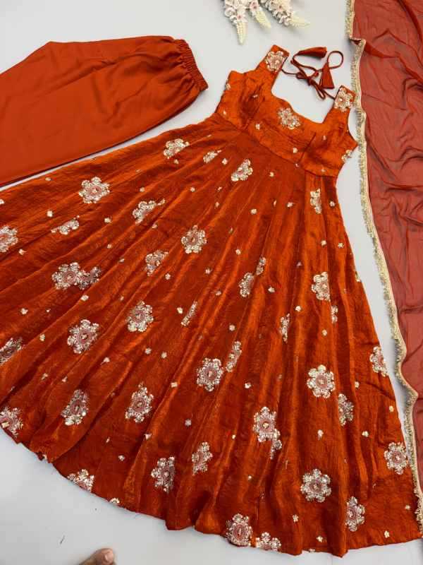Crush Silk Embroidery Gown 3189