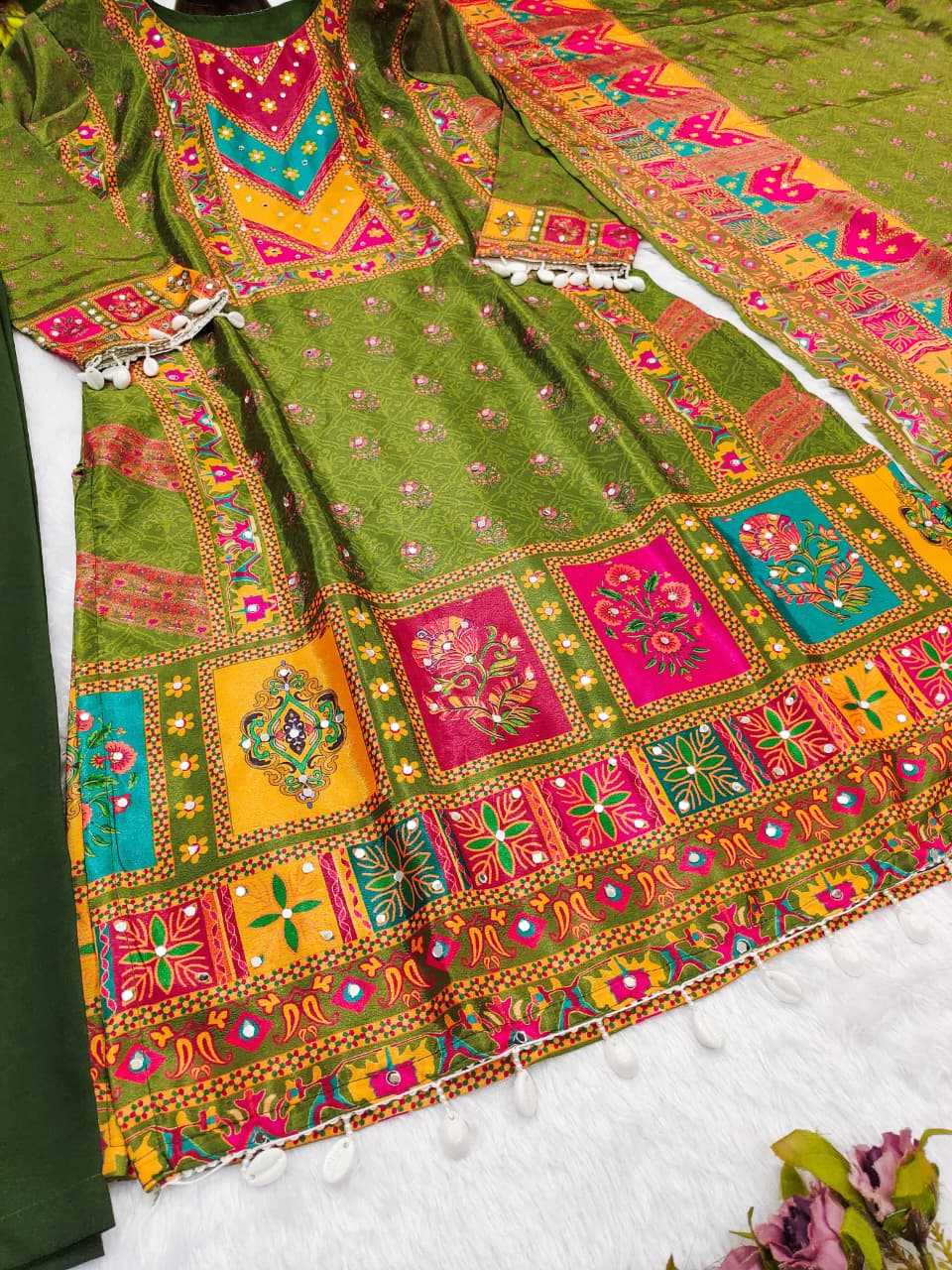 Chinon Silk Printed Suit