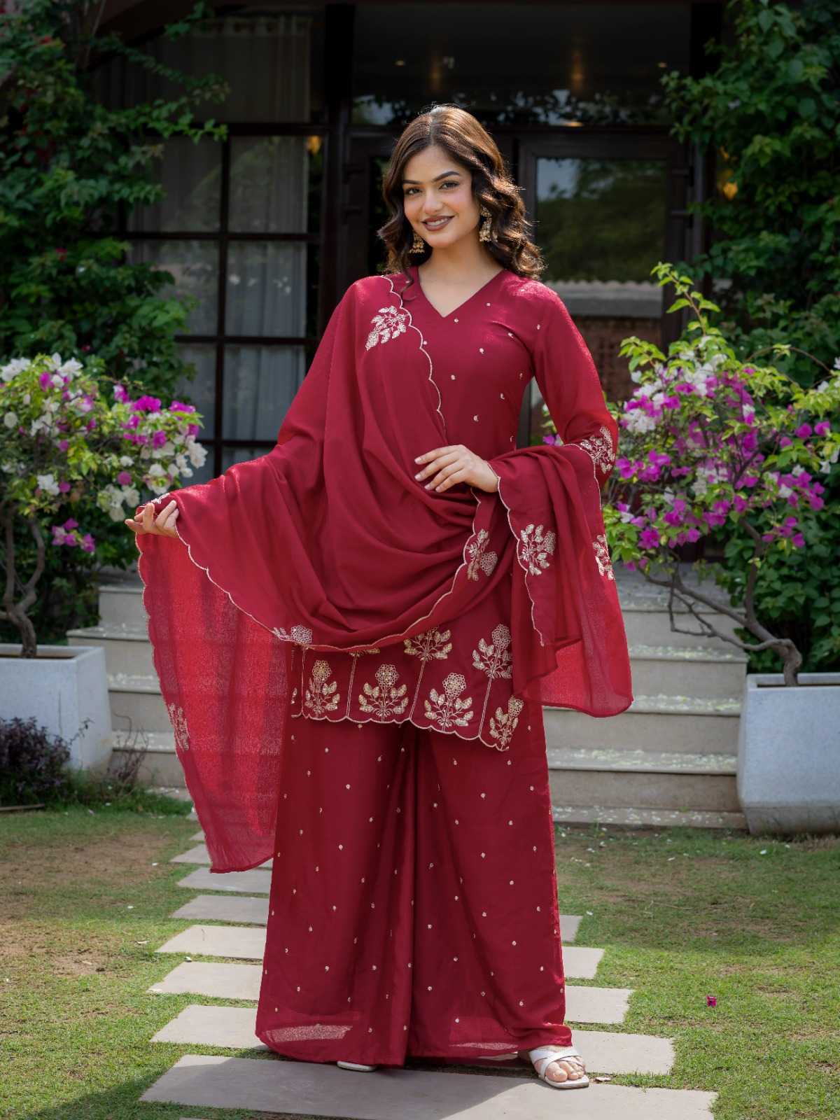 Chinon Embroidery Suit in Dark Green