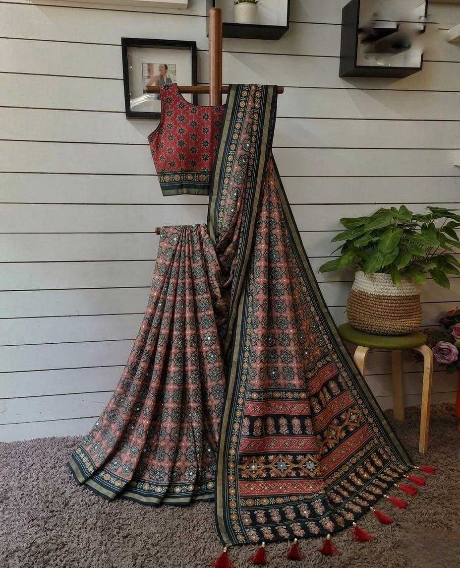Aura Silk Printed Saree