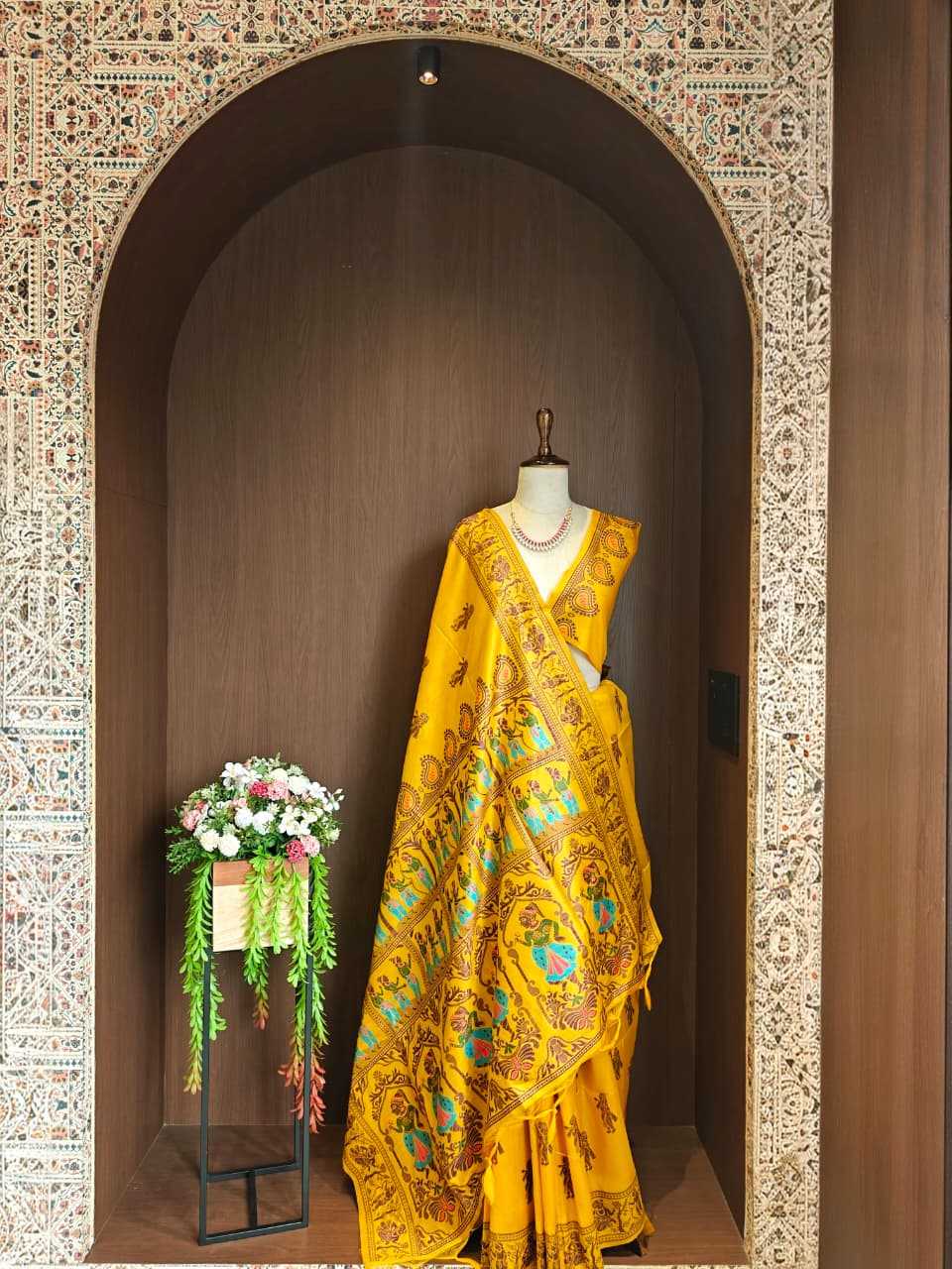 Handloom Silk Traditional Saree