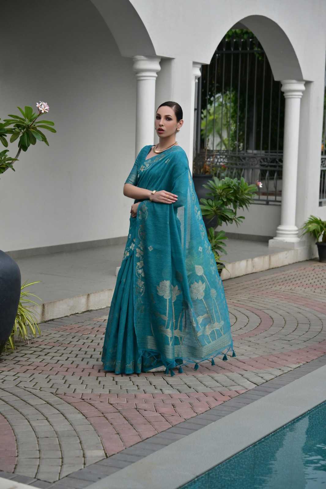 Linen Soft Silk Saree in Rani