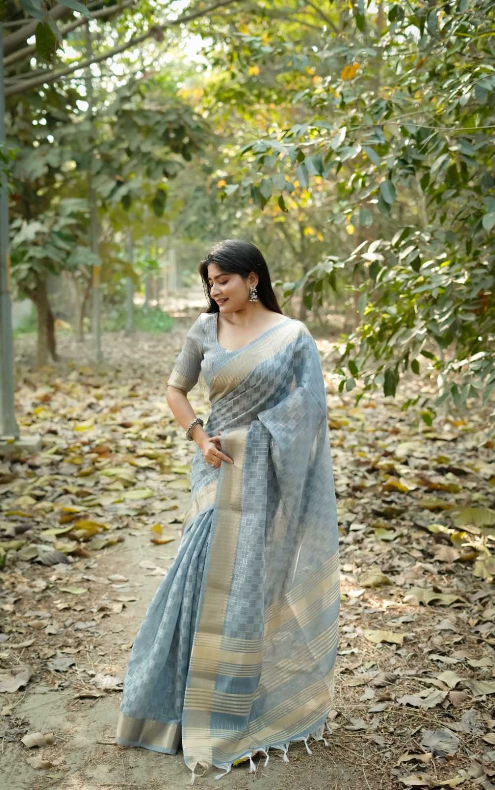 Nena Soft Silk Zari Border Saree