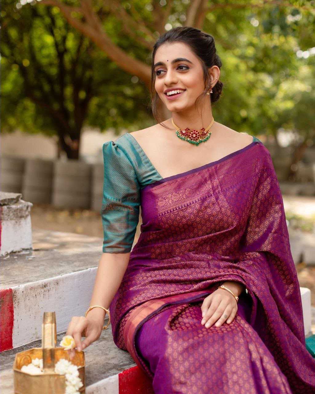 Lichi Silk Designer Saree 207