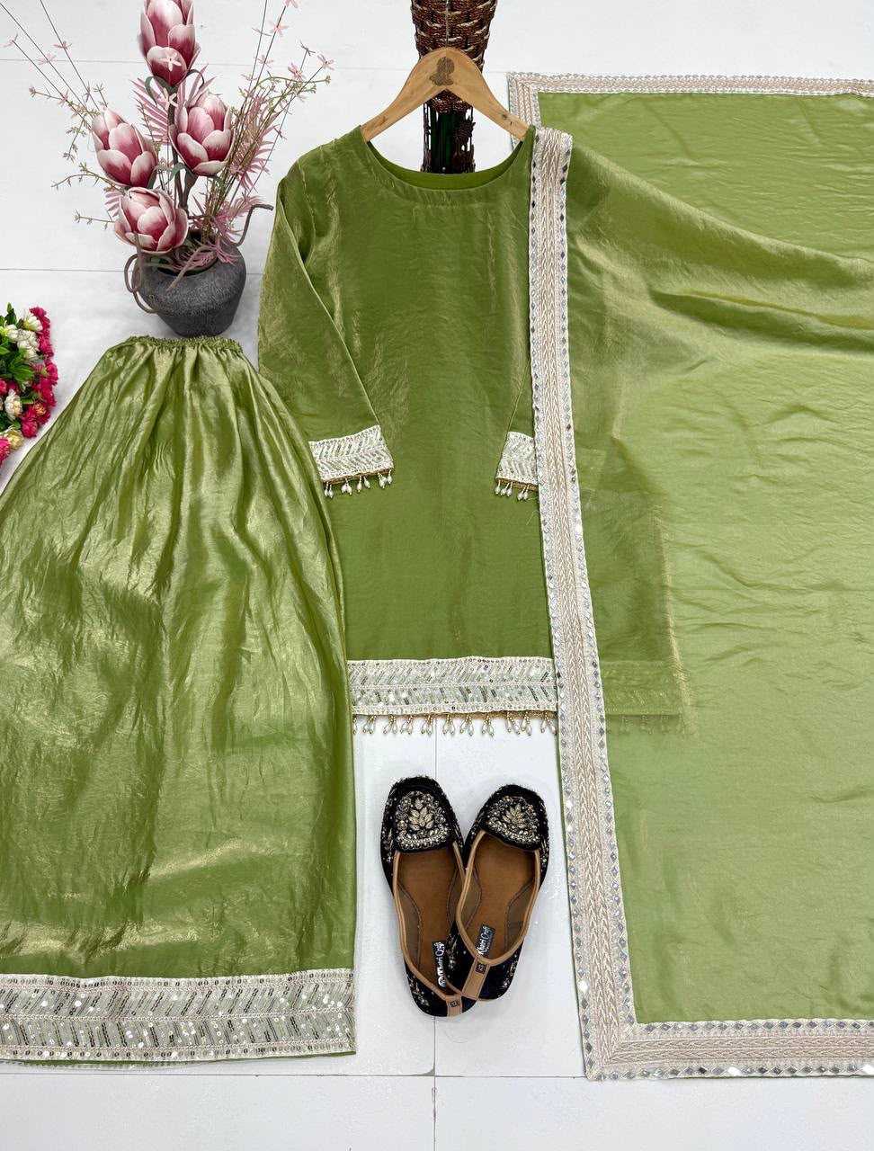 Heavy Silk Embroidery Suit 1720