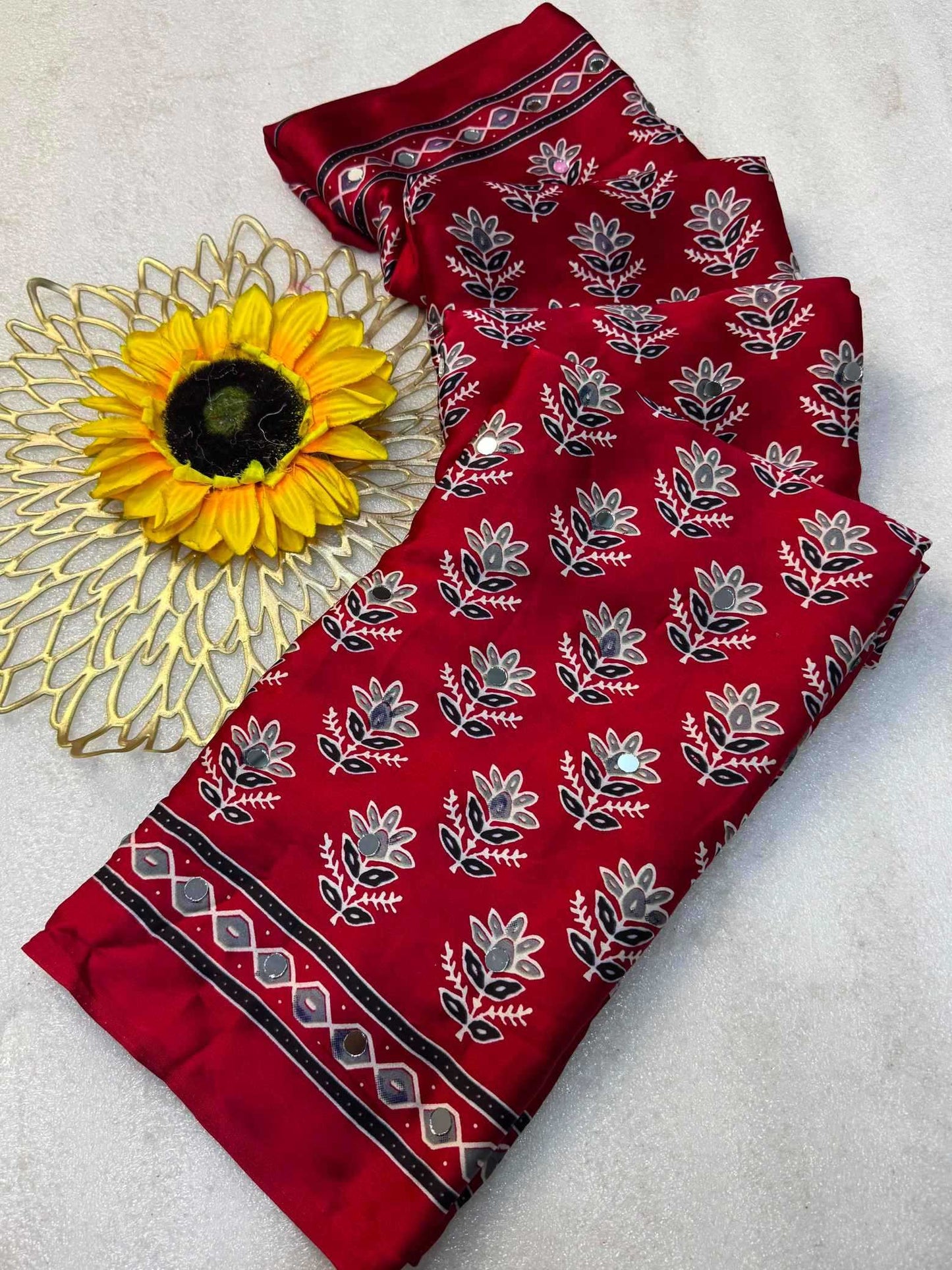 Gajji Silk Lace Border Saree