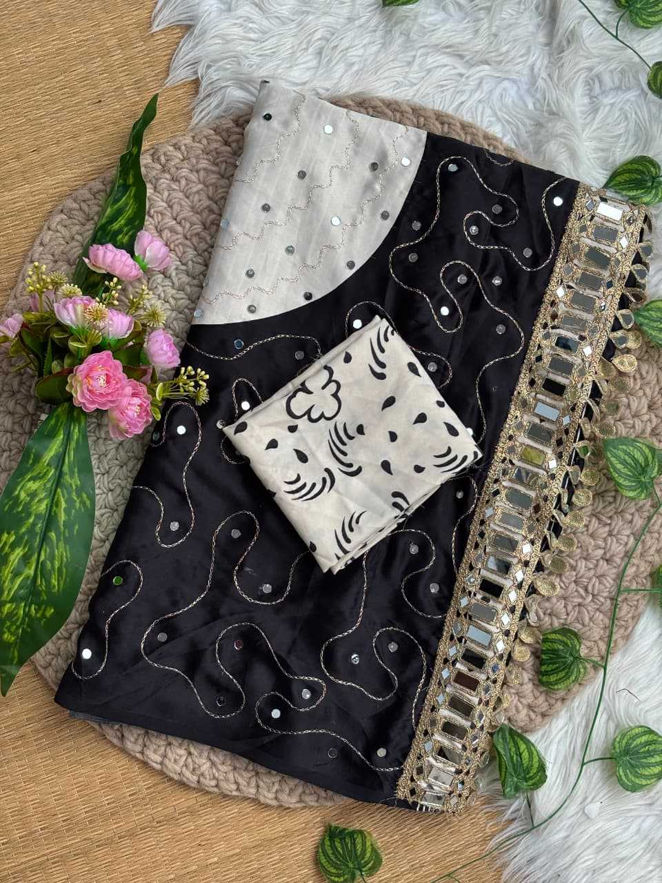Onida Soft Silk Printed Saree