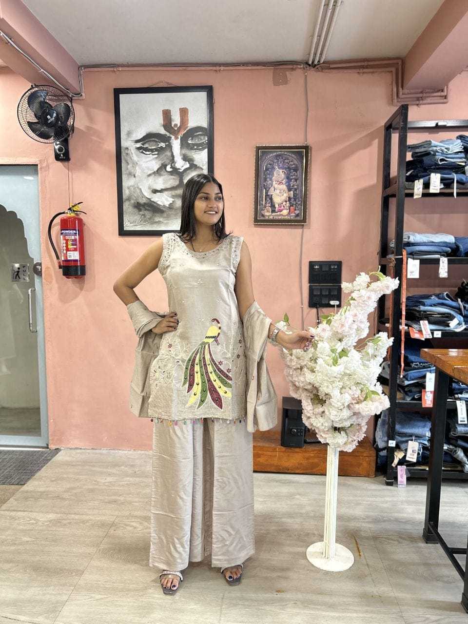 Heavy Roman Silk Embroidery Suit in Blue