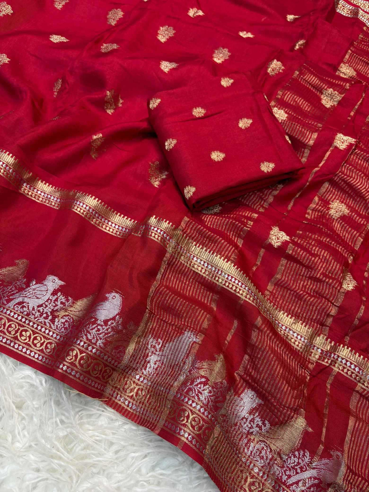 Shree Golden Pure Viscos Designer Saree