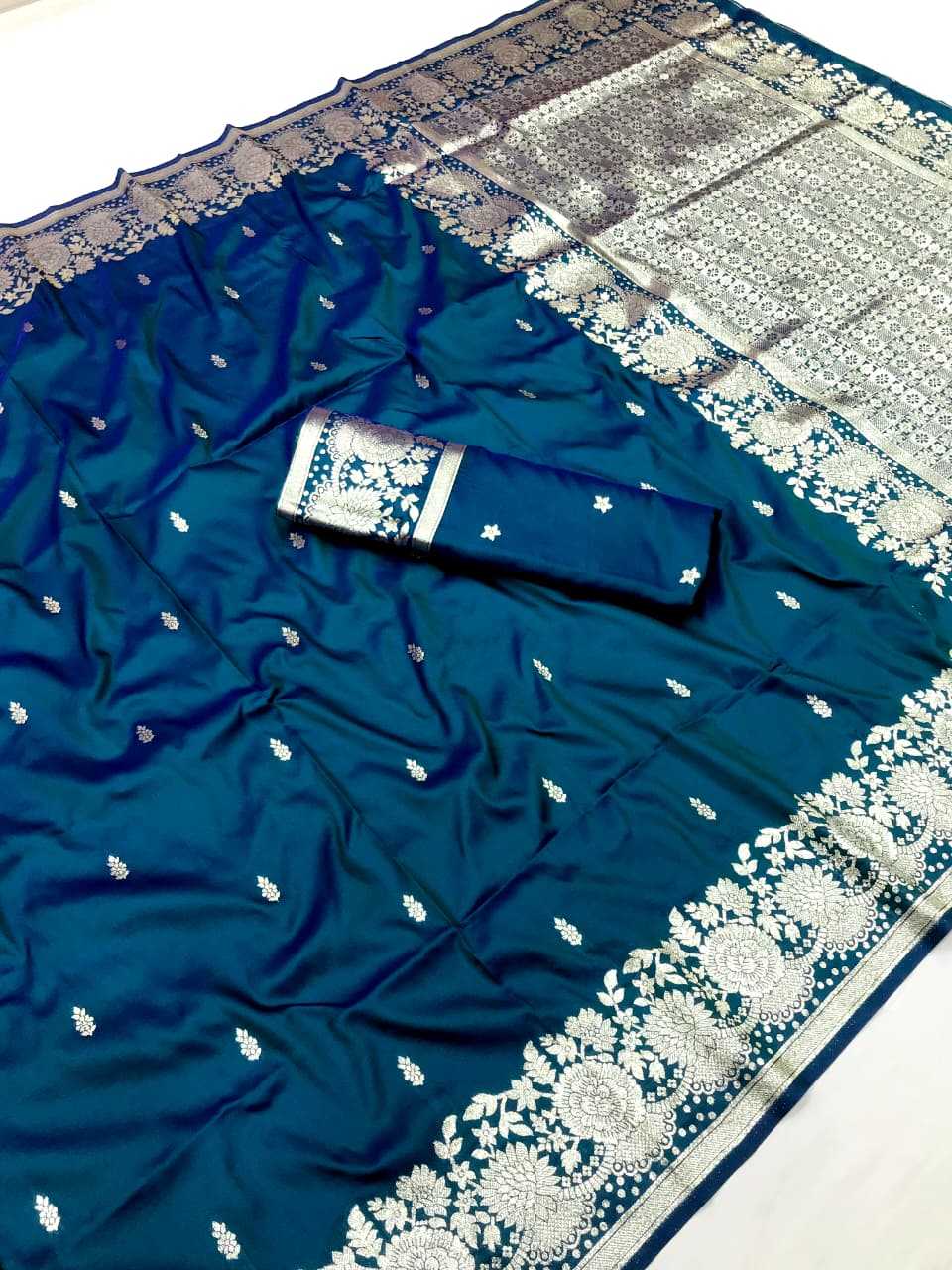 Kaira Banarasi Soft Silk Saree