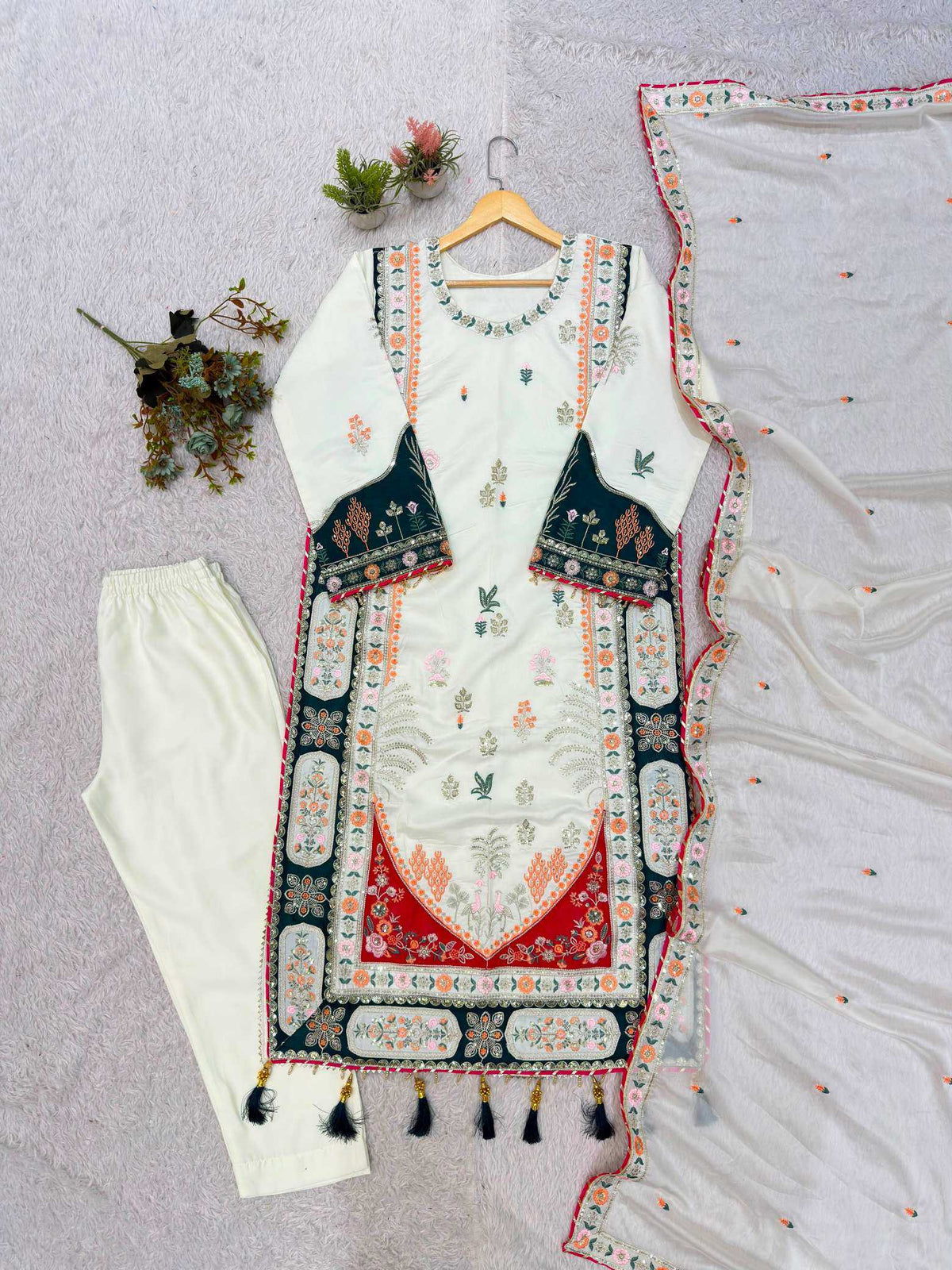 Silk Embroidery Suit 2141