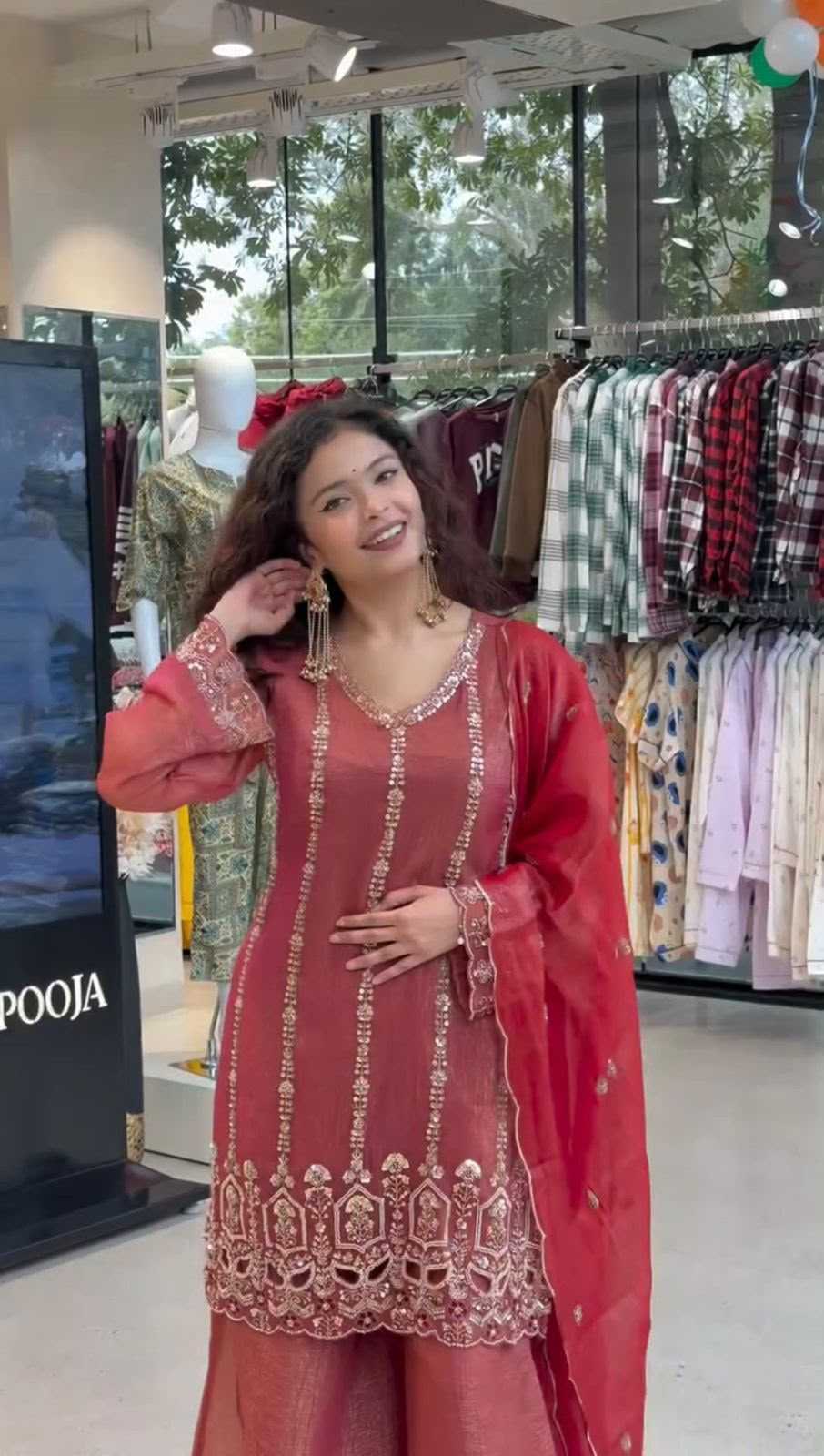 Crunchi Embroidery Suit 454