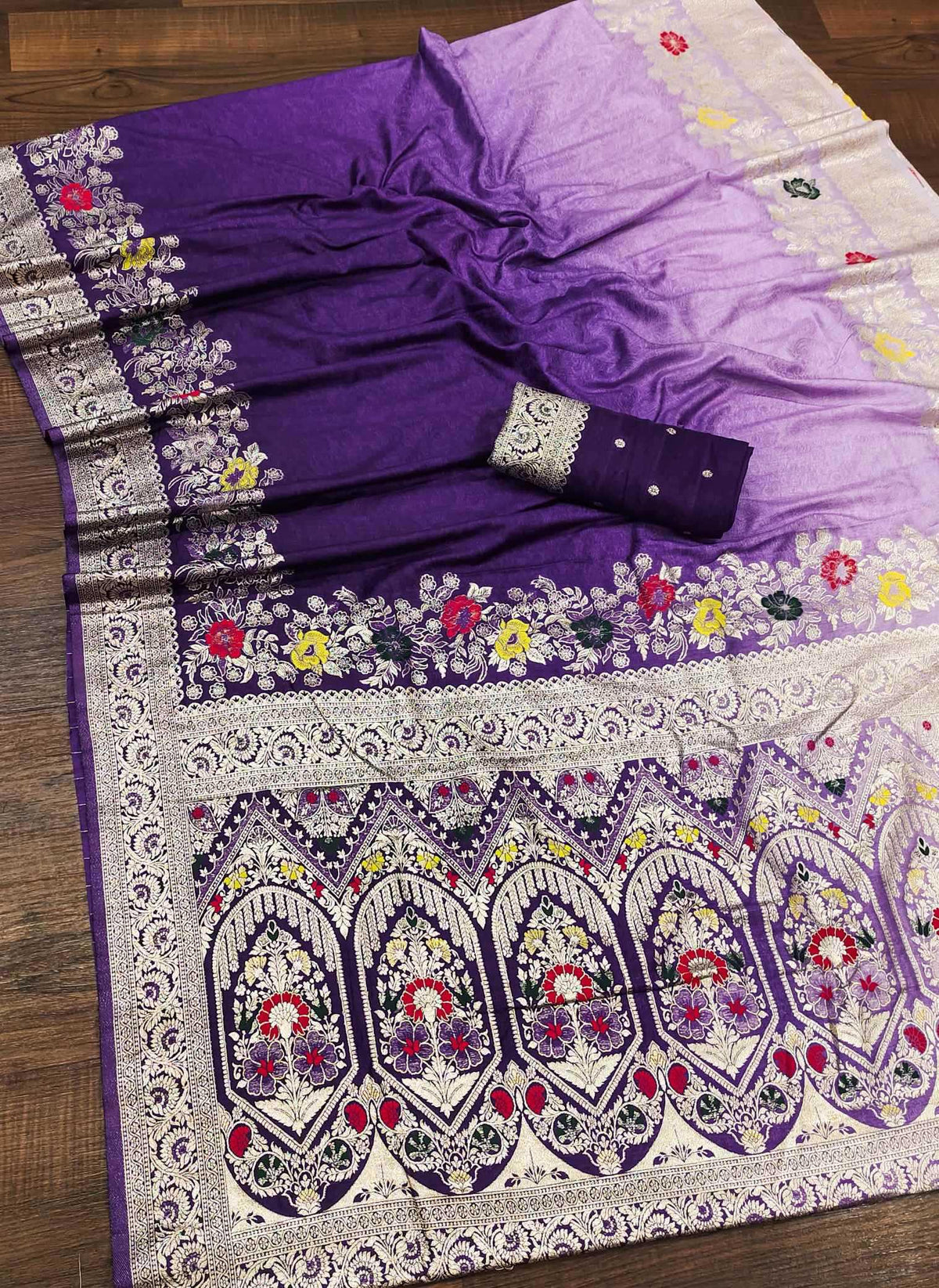 Manohari Dola Silk Saree
