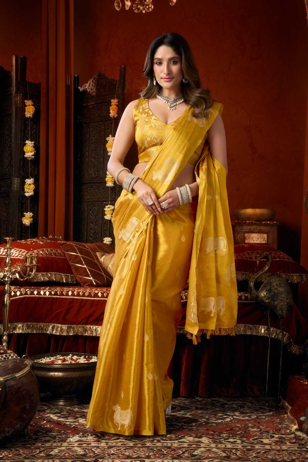 Gobuni Supriya Tissue Party Wear Saree