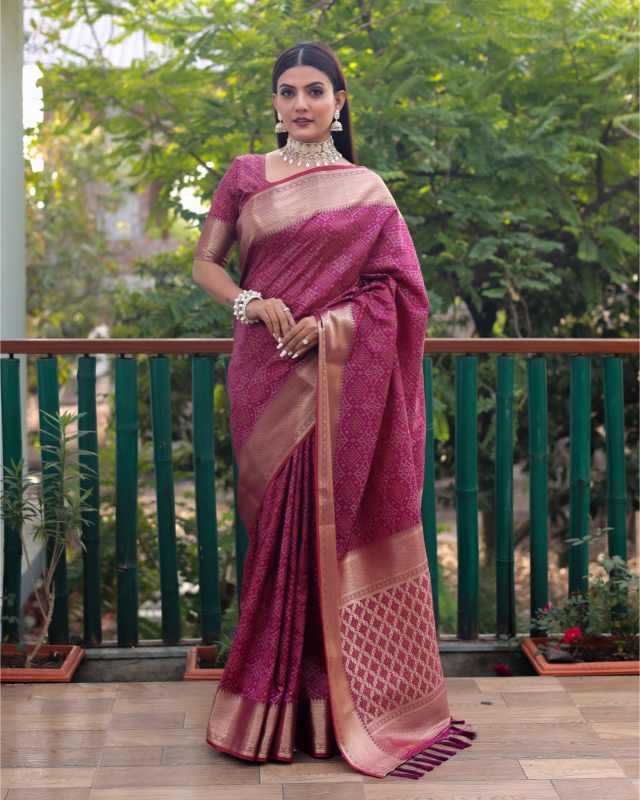 Prema Dola Silk Gota Patti Saree