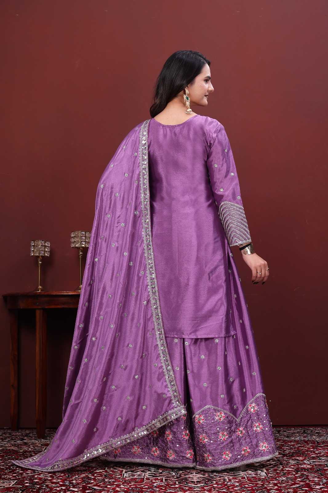 Chinon Ladies Suit