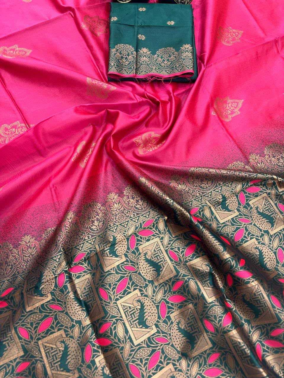 Lichi Silk Banarasi Saree in Dark Green