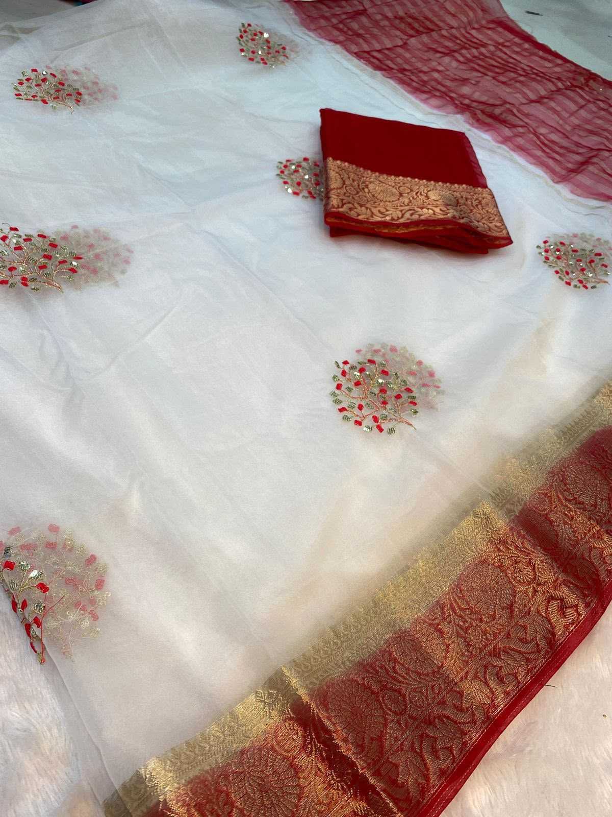 Jacquard Designer Saree JT-139073