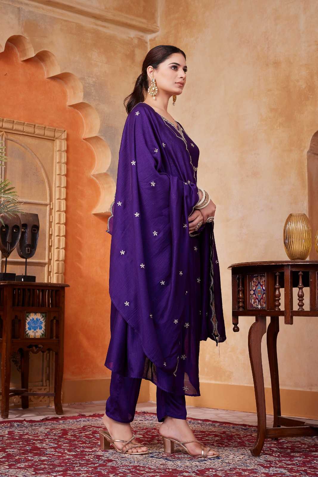 Chinon Embroidery Suit