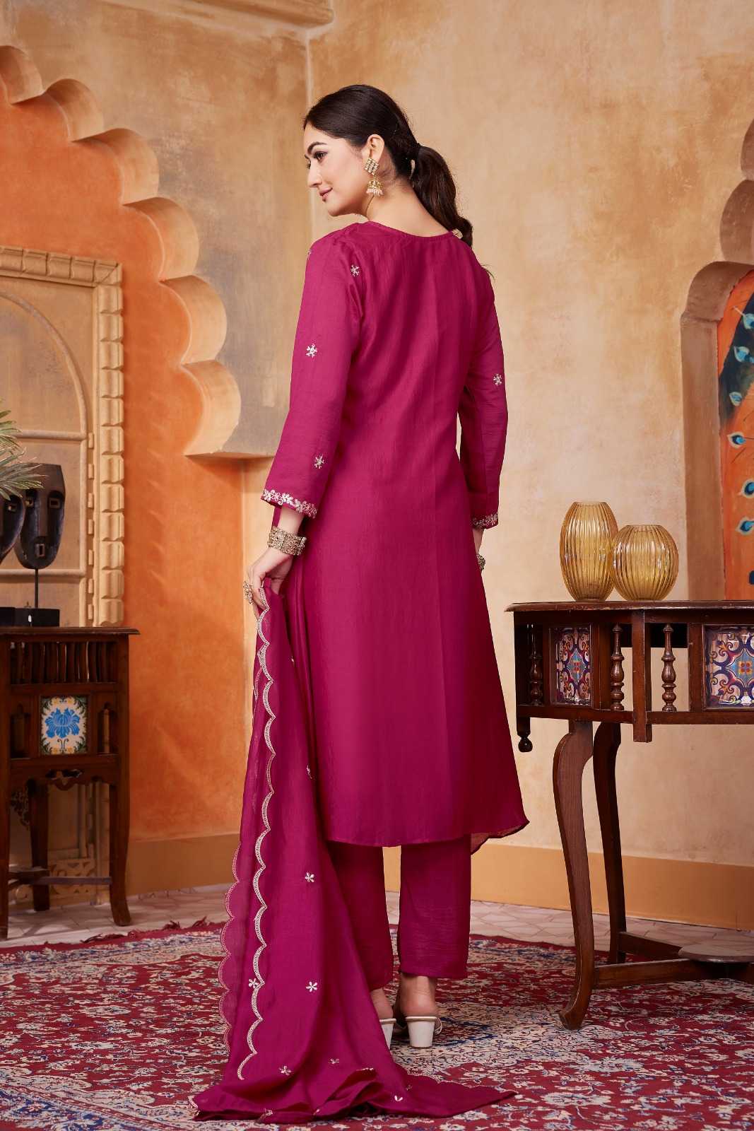 Chinon Embroidery Suit