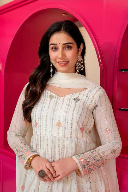 Faux Blooming Embroidery Suit