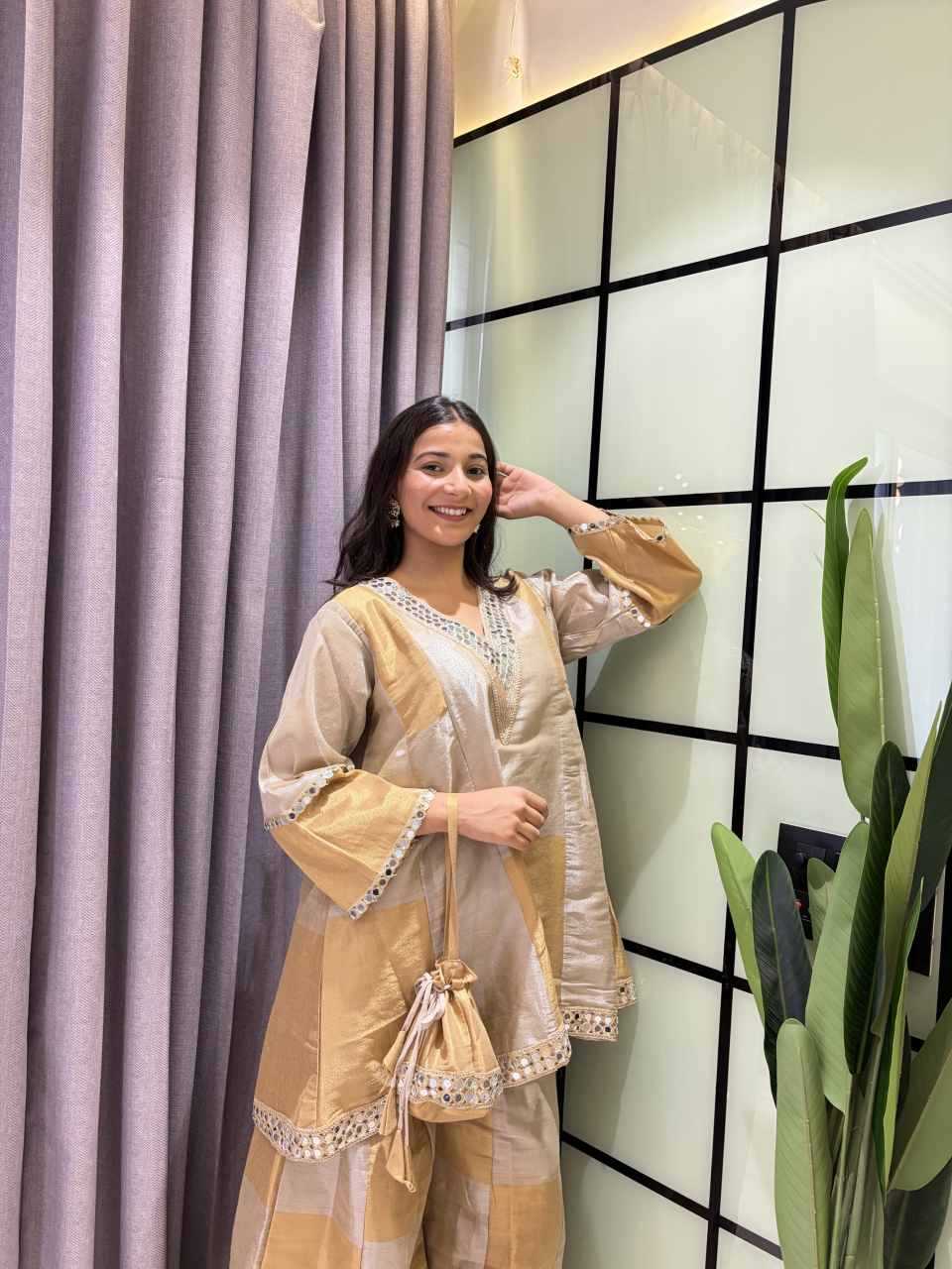 Tissue Embroidery Suit