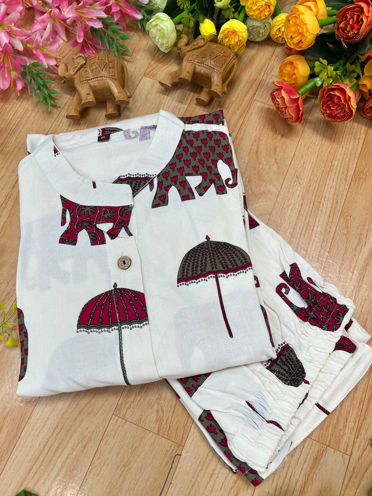 Reyon Cotton Suit