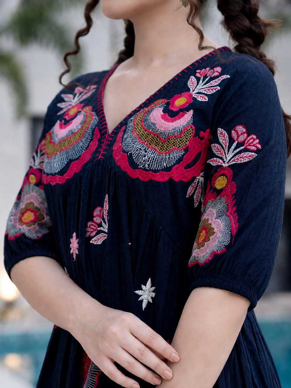 Dere Cotton Midi Dress in Black