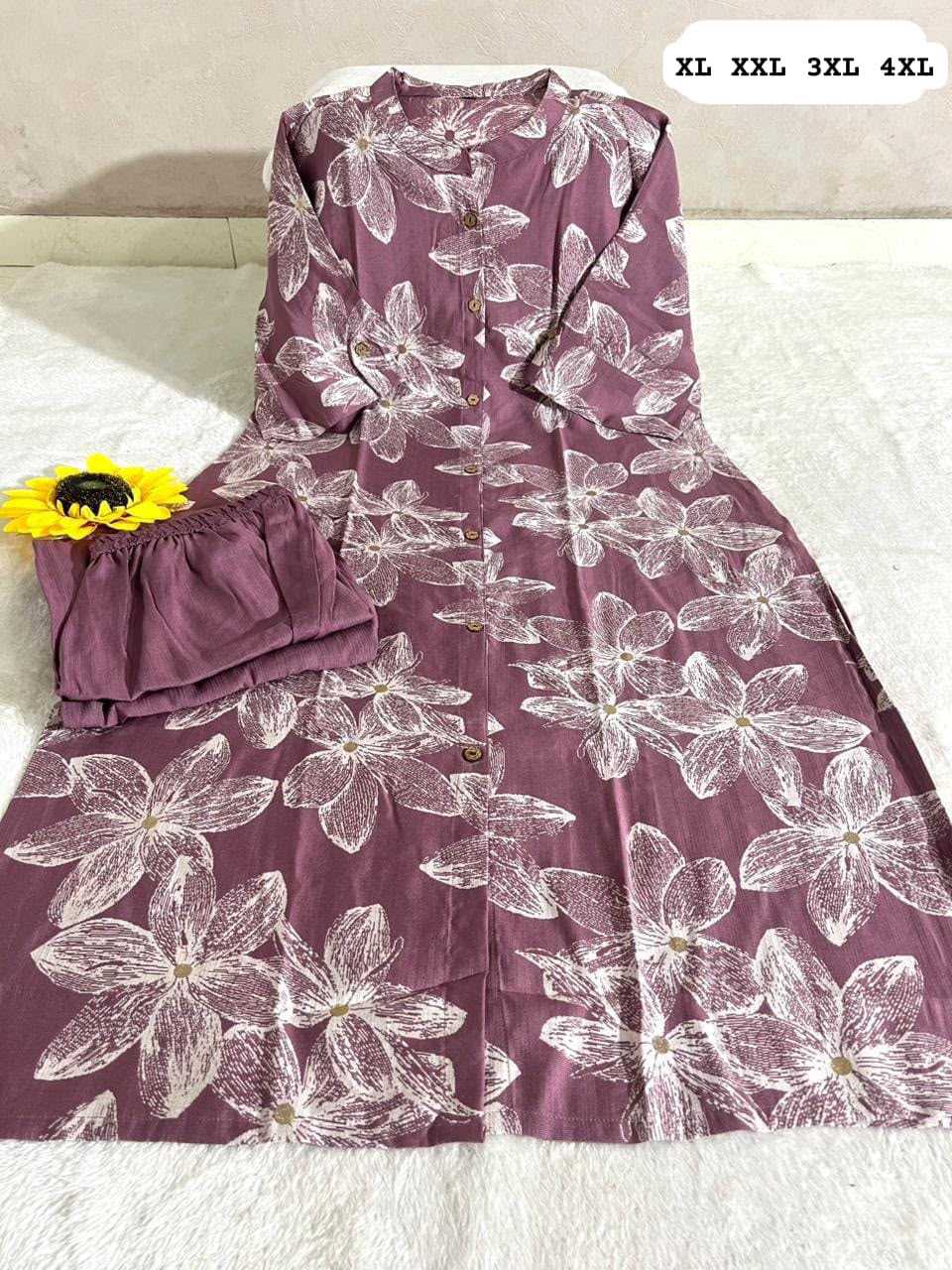 Maka Vichitra Silk Printed Suit