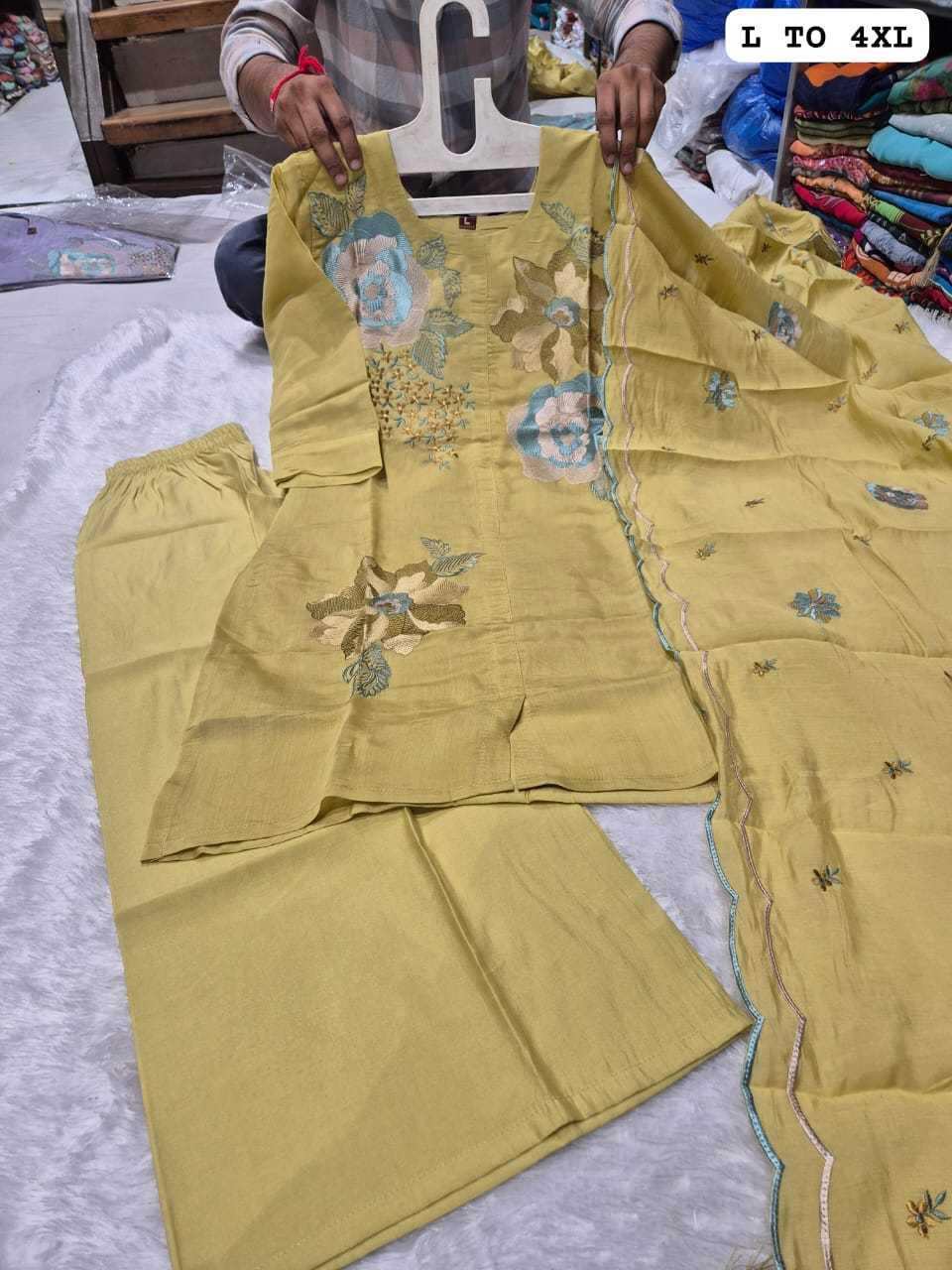 Saakshi Chanderi Silk Party Wear Suit