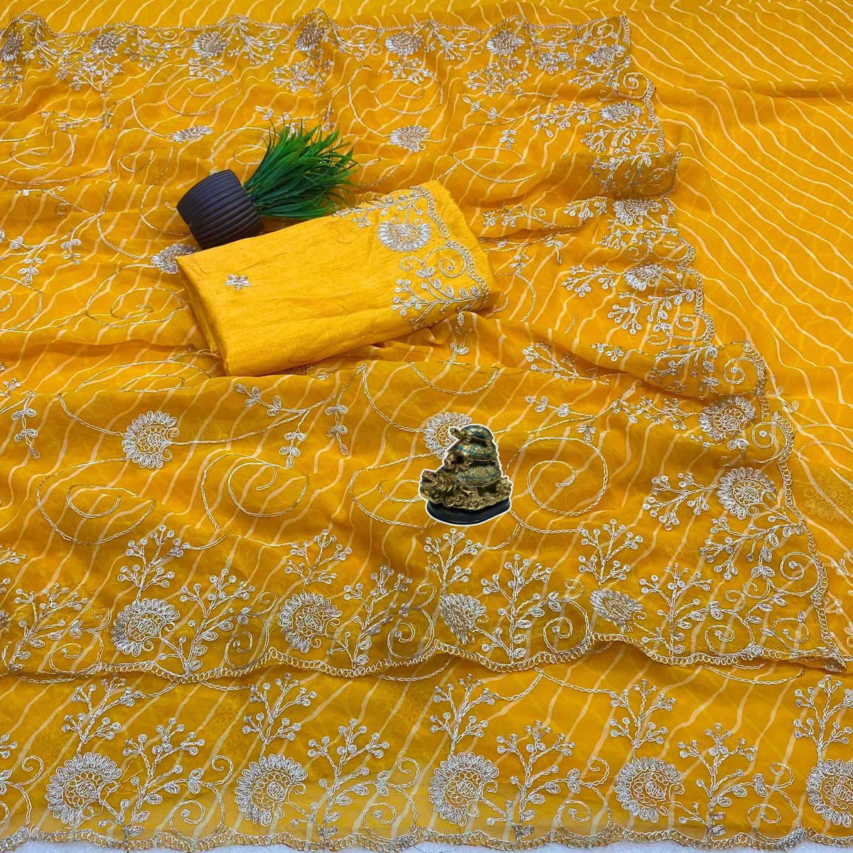 Aahuti Pure Silk Printed Saree