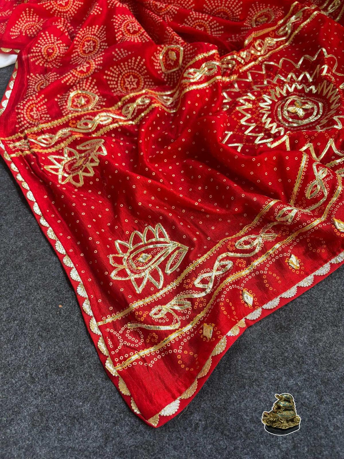 Vichitra Silk Traditional Saree