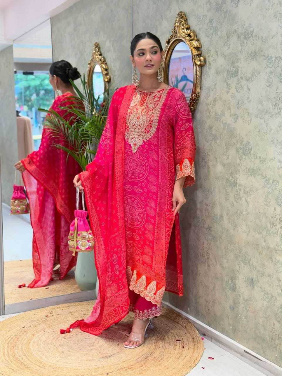 Chinon Silk Printed Suit 038
