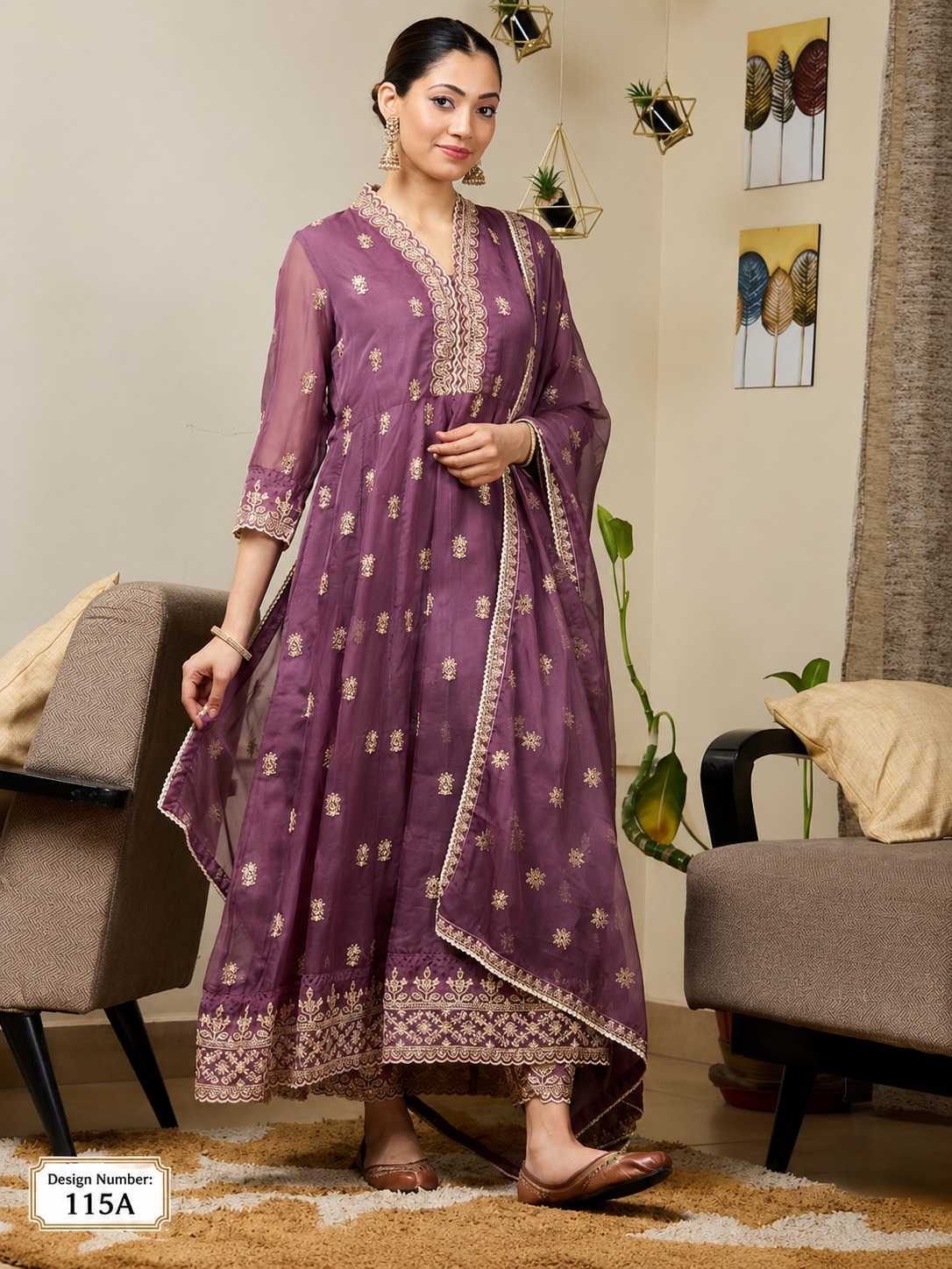 Fancy Ladies Suit in Lavender